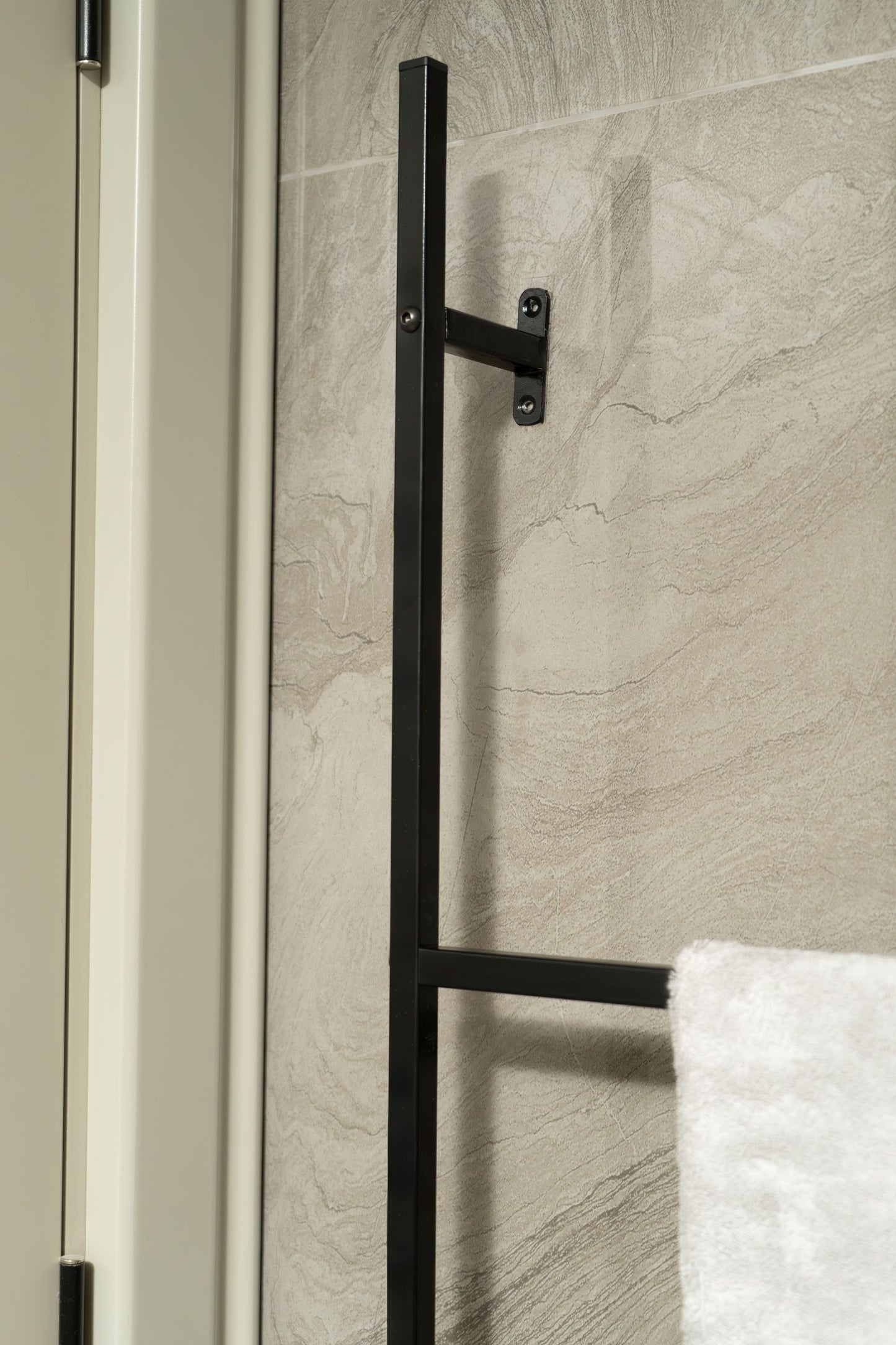 Metal Wall Mounted Ladder Towel Holder, Towel Rack, Pool Towel Rack